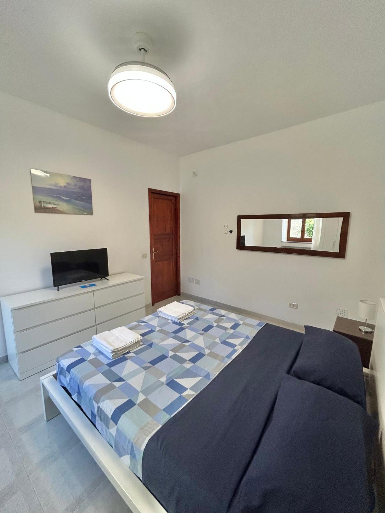 Aeolian Apartments Lipari  Exterior foto